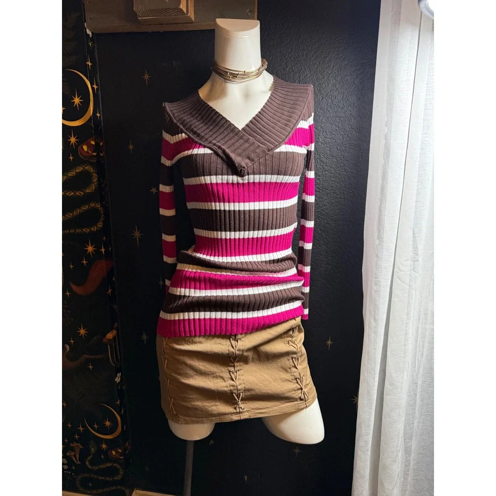 Vintage Brown Pink White Striped Ribbed Knit V-Neck Long Sleeve Sweater Top